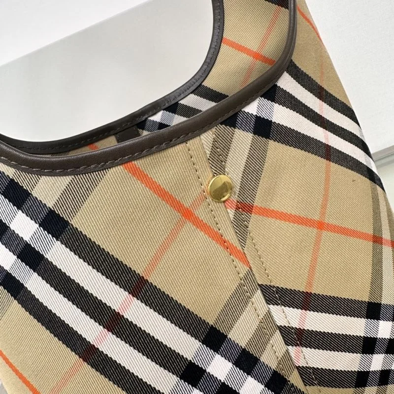 Burberry Shopping Bags Upgraded 37874