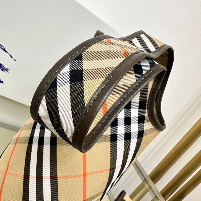 Burberry Shopping Bags Upgraded 37874