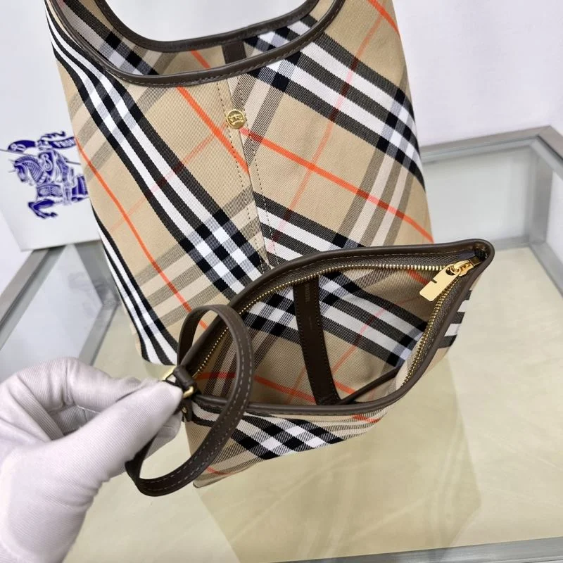 Burberry Shopping Bags Upgraded 37874