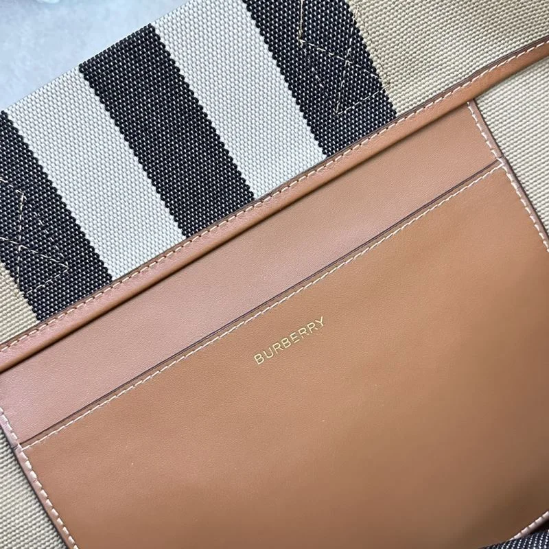TravelReady Burberry Shopping Bags 37855
