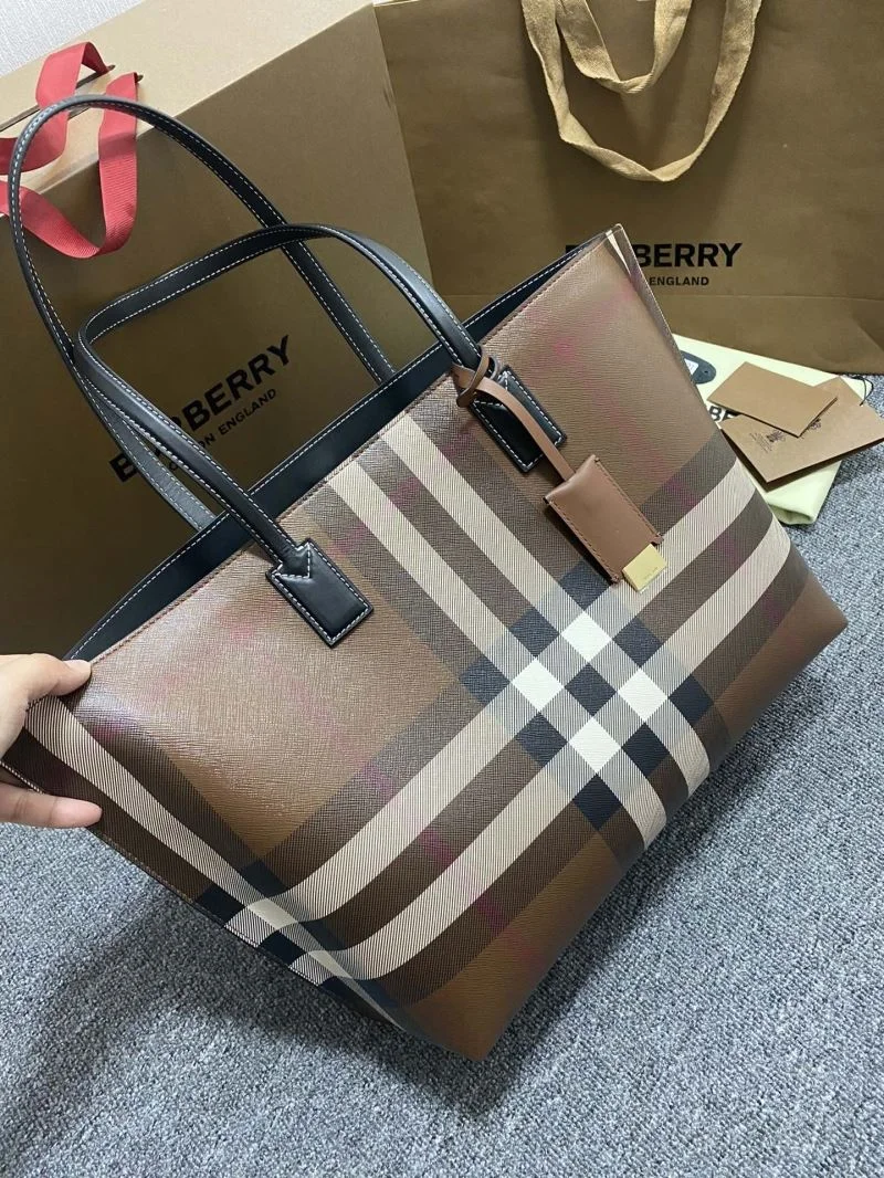 Burberry Shopping Bags Affordable 37867