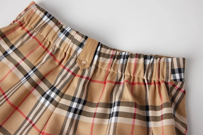 Lightweight Burberry Short Pants 103516