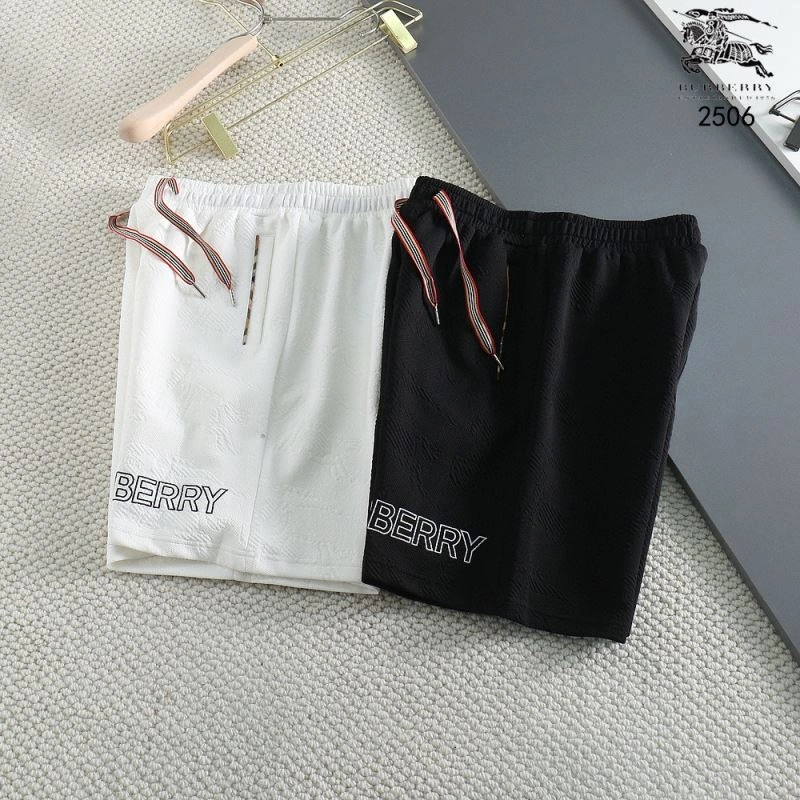 Burberry Short Pants Lightweight 105826