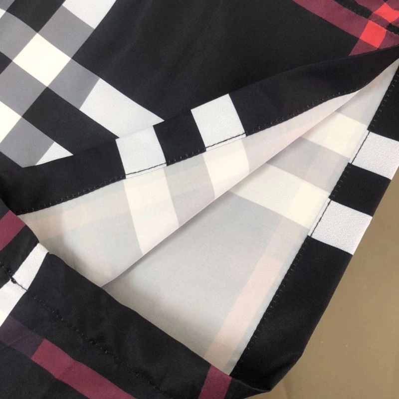 Resilient Burberry Short Pants 105406