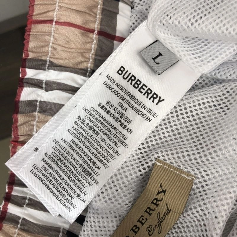 UrbanChic Burberry Short Pants 105394