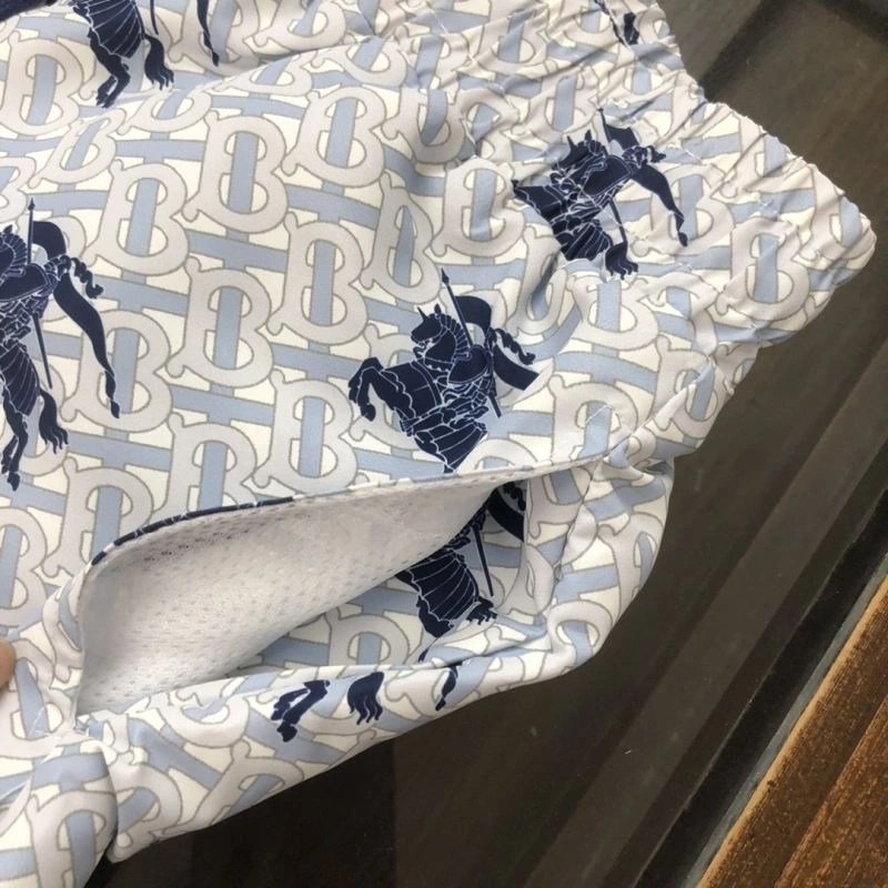Elegant Burberry Short Pants 105369