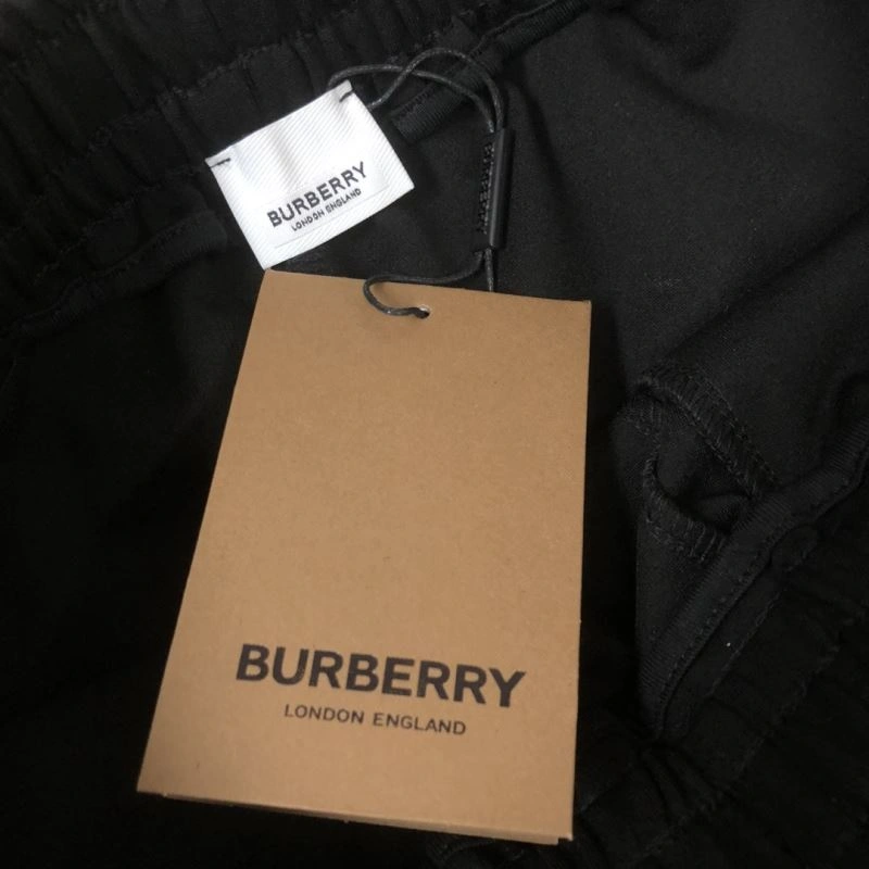 TimelessDesign Burberry Short Pants 105375