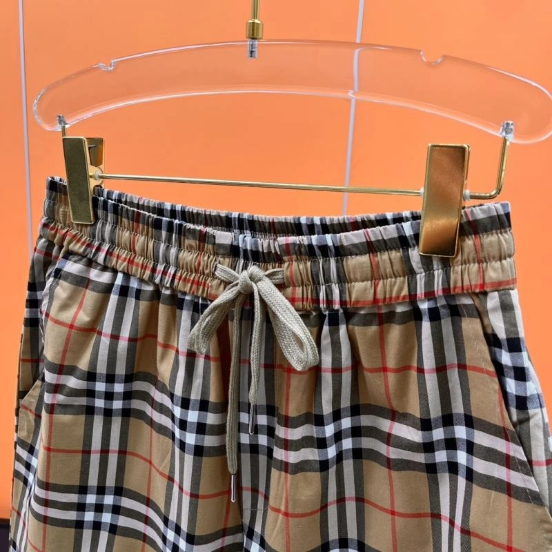 ZipUp Burberry Short Pants 102626