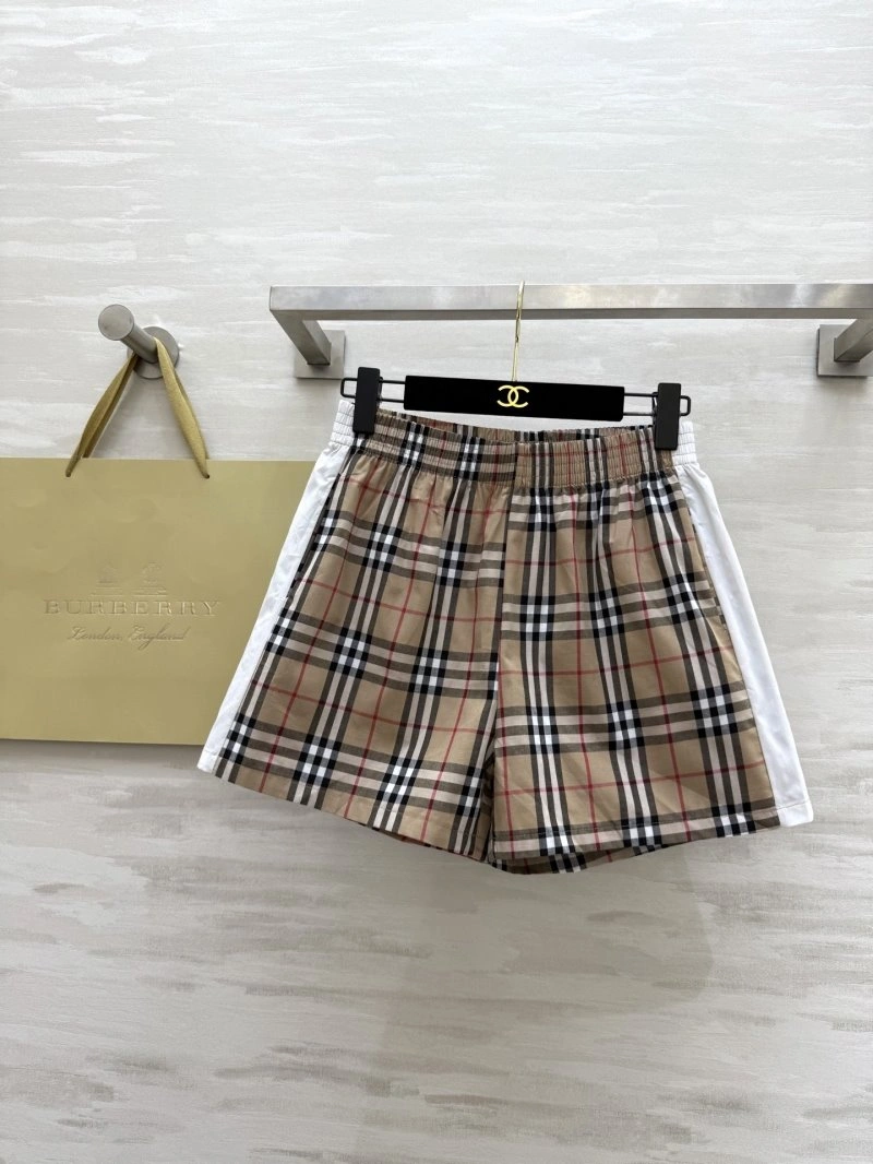 Trendsetting Burberry Short Pants 99251