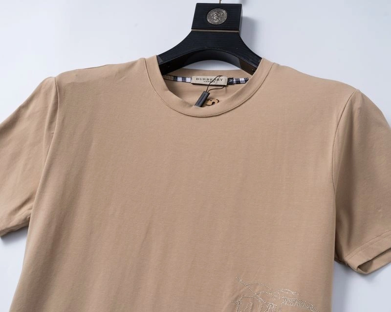 Burberry Short Suits QuickDry 103017
