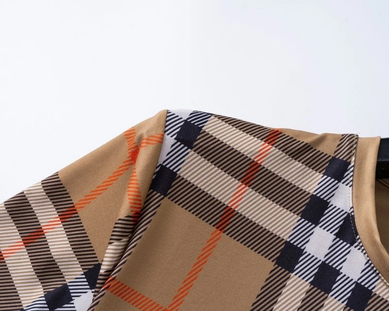 Burberry Short Suits QuickDry 103018