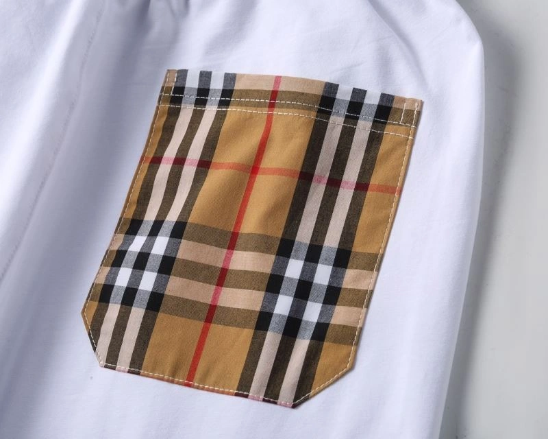 Burberry Short Suits Classic 103055