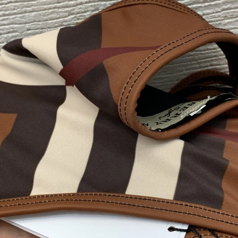 AllSeason Burberry Short Suits 99094