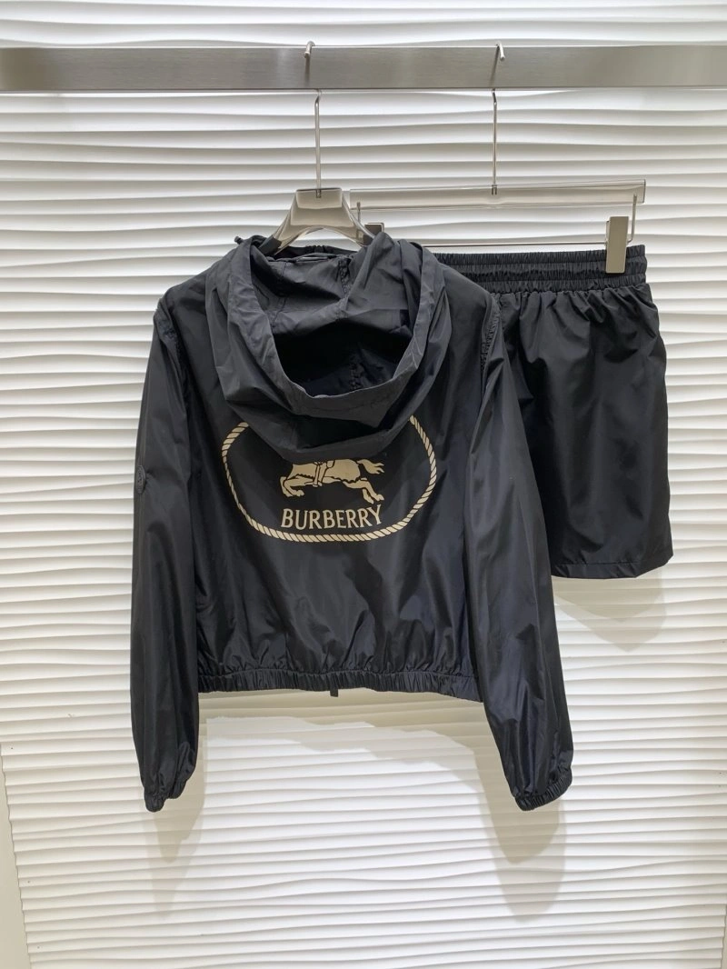 Burberry Short Suits TechFriendly 99247