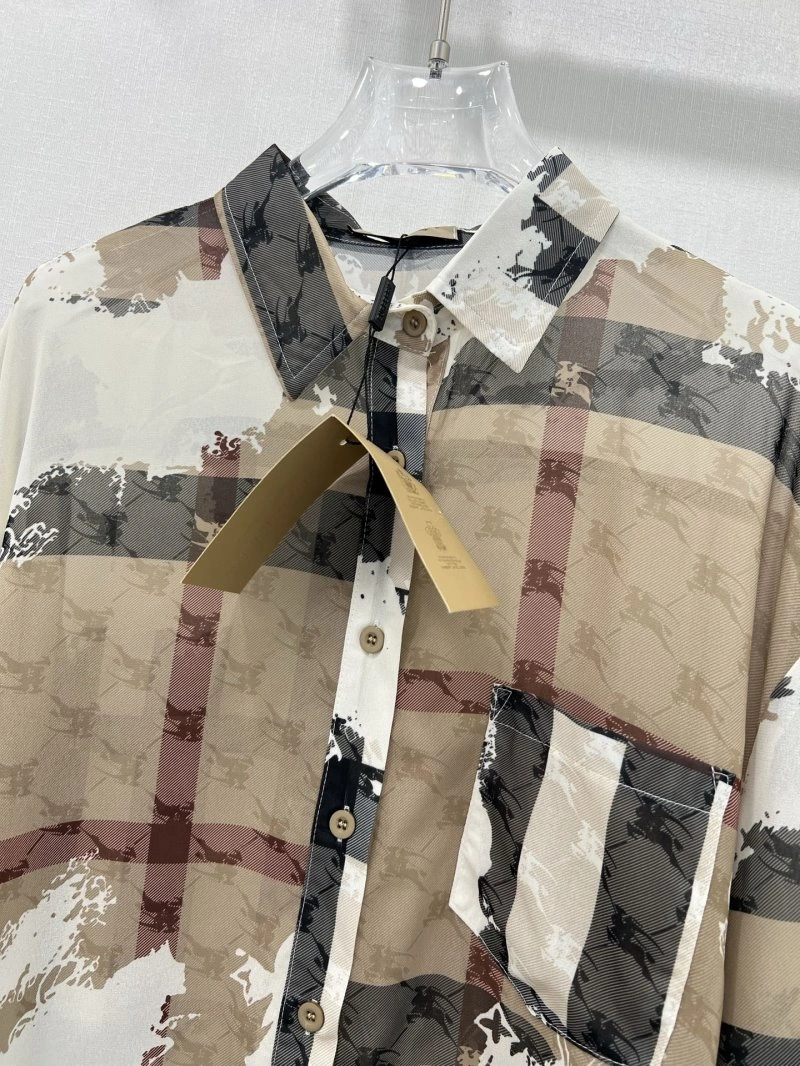 Burberry Short Suits Modern 99241