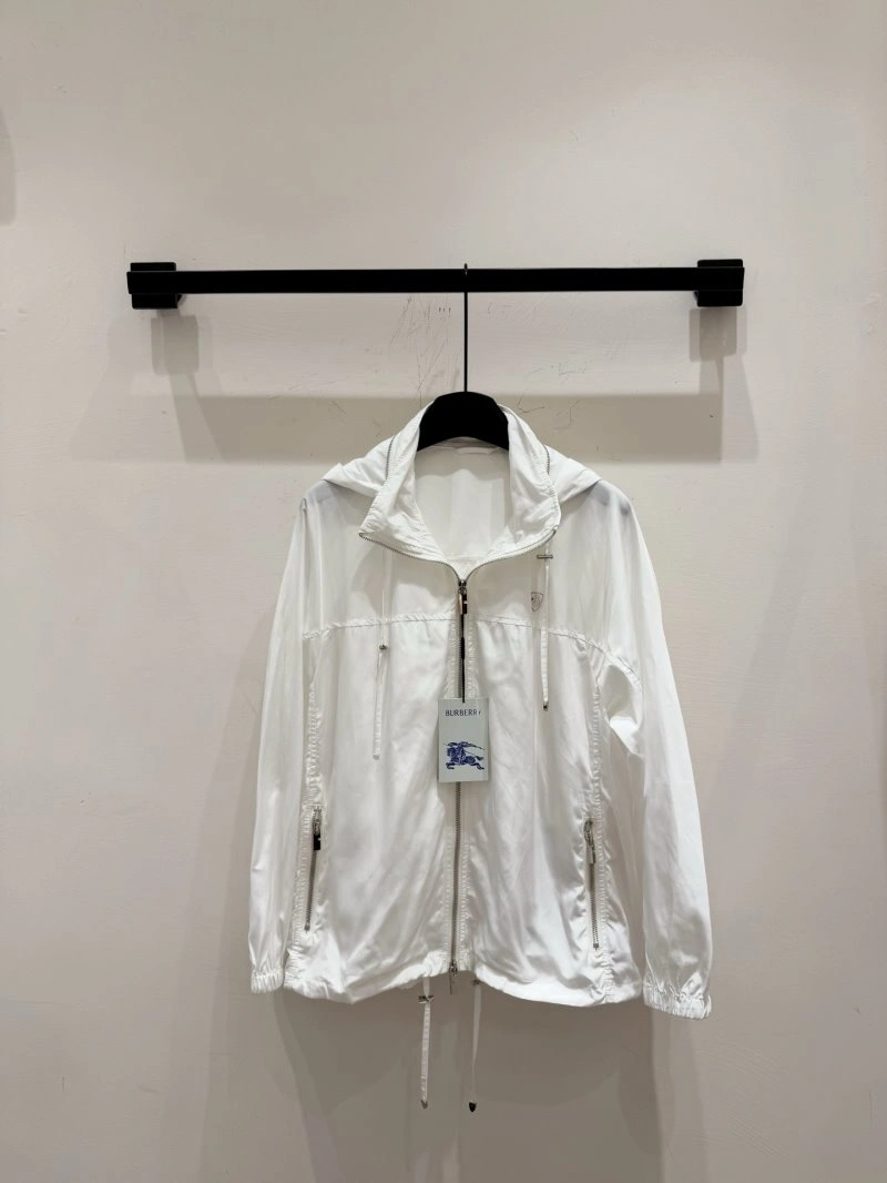 NewStyle Burberry Short Suits 99239