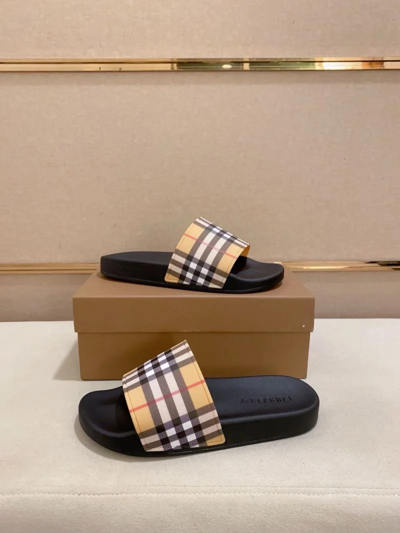Burberry Slippers Vibrant 17133