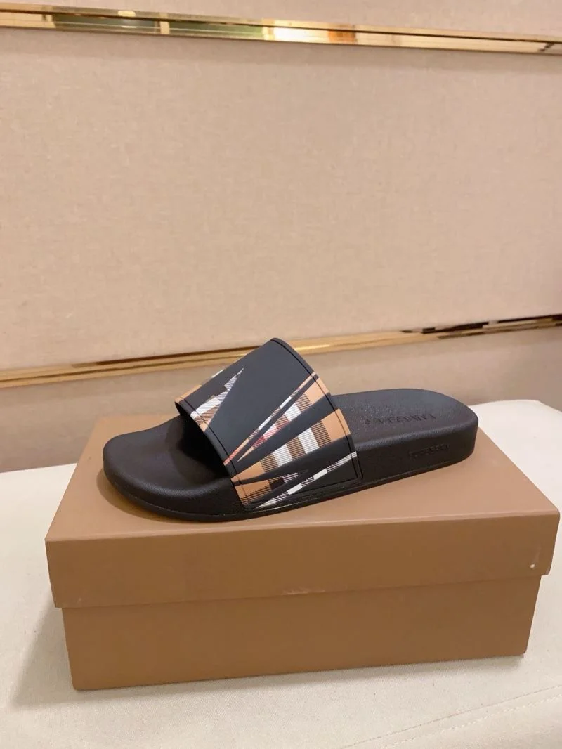 Burberry Slippers UrbanStyle 17118