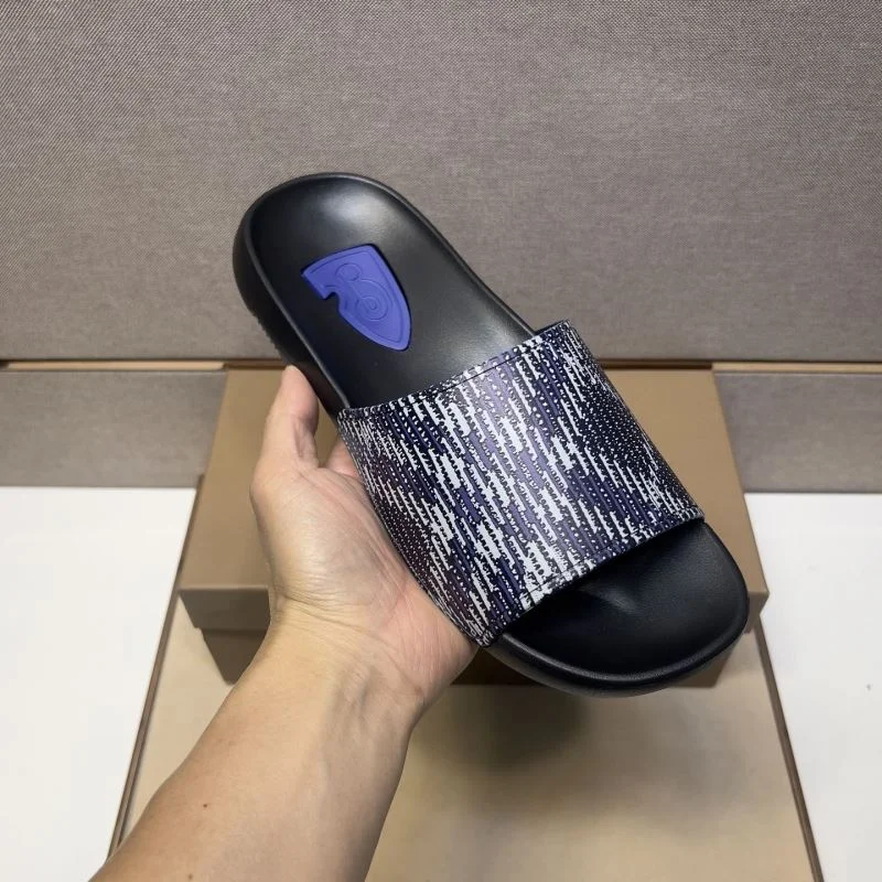 Practical Burberry Slippers 17112