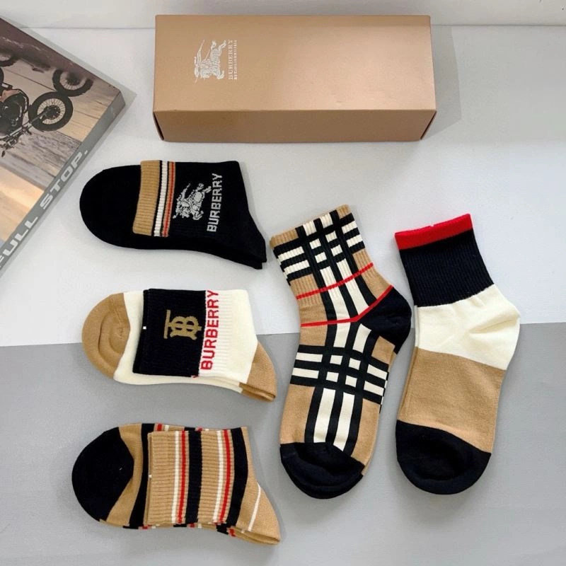 Stylish Burberry Socks 273144