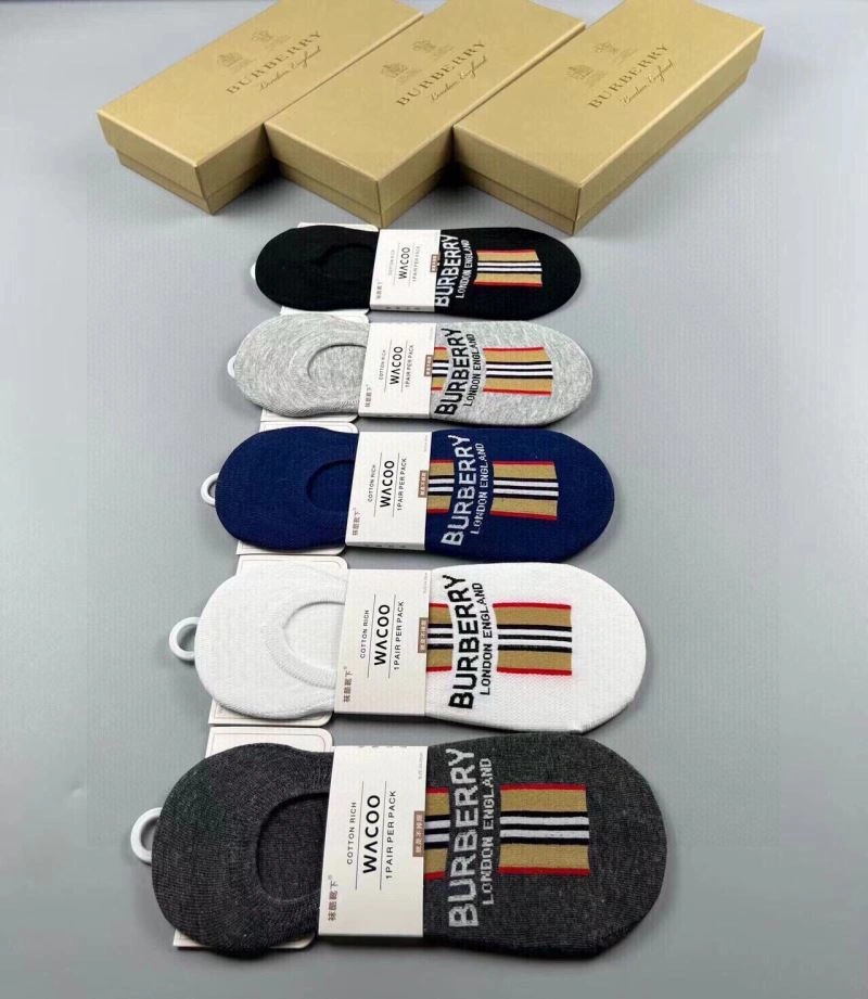 Burberry Socks MultiPurpose 274019