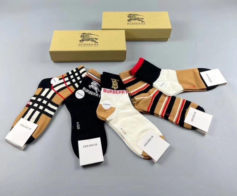 Burberry Socks WellDesigned 274018