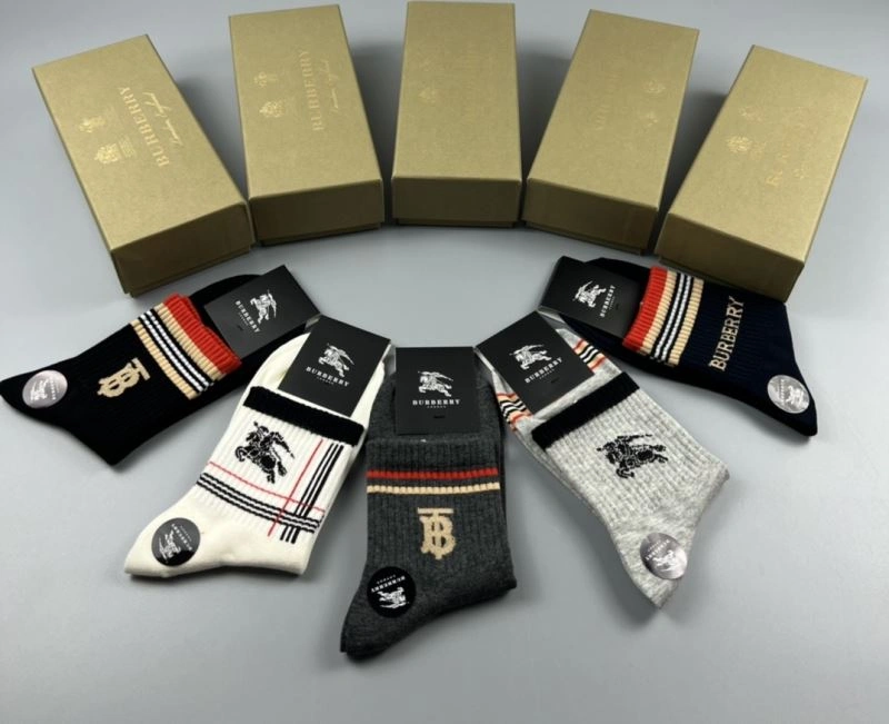 Versatile Burberry Socks 274686