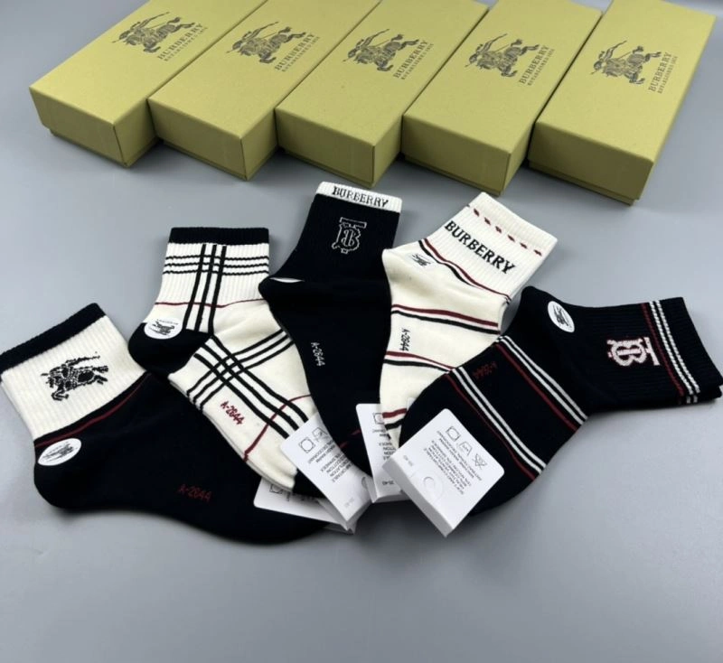 ComfortFit Burberry Socks 274682