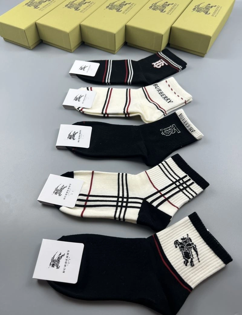 ComfortFit Burberry Socks 274682