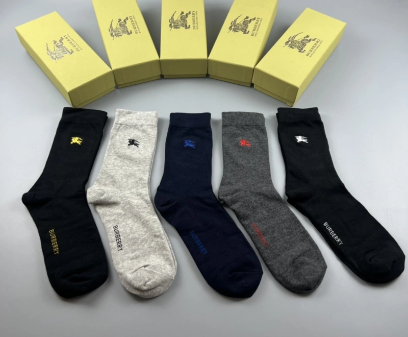 Elegant Burberry Socks 274519