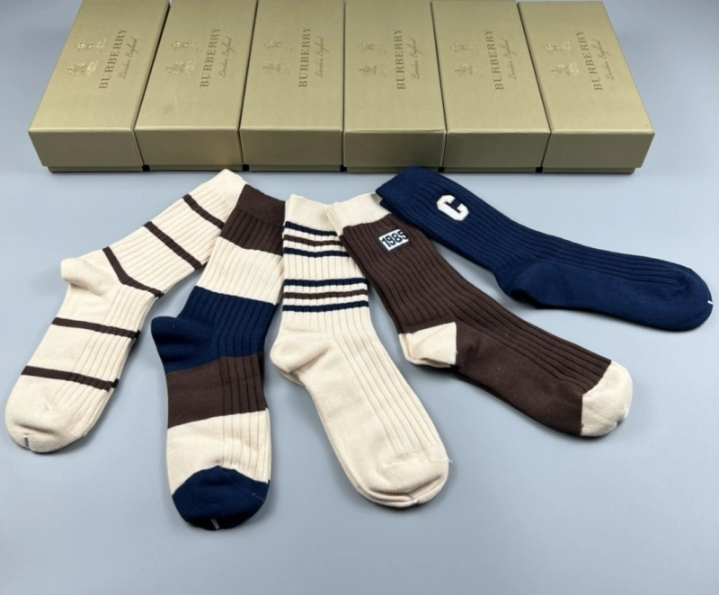 Vibrant Burberry Socks 274330