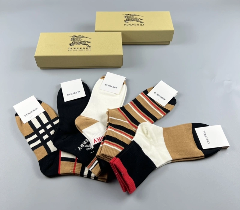 Burberry Socks Unisex 274333