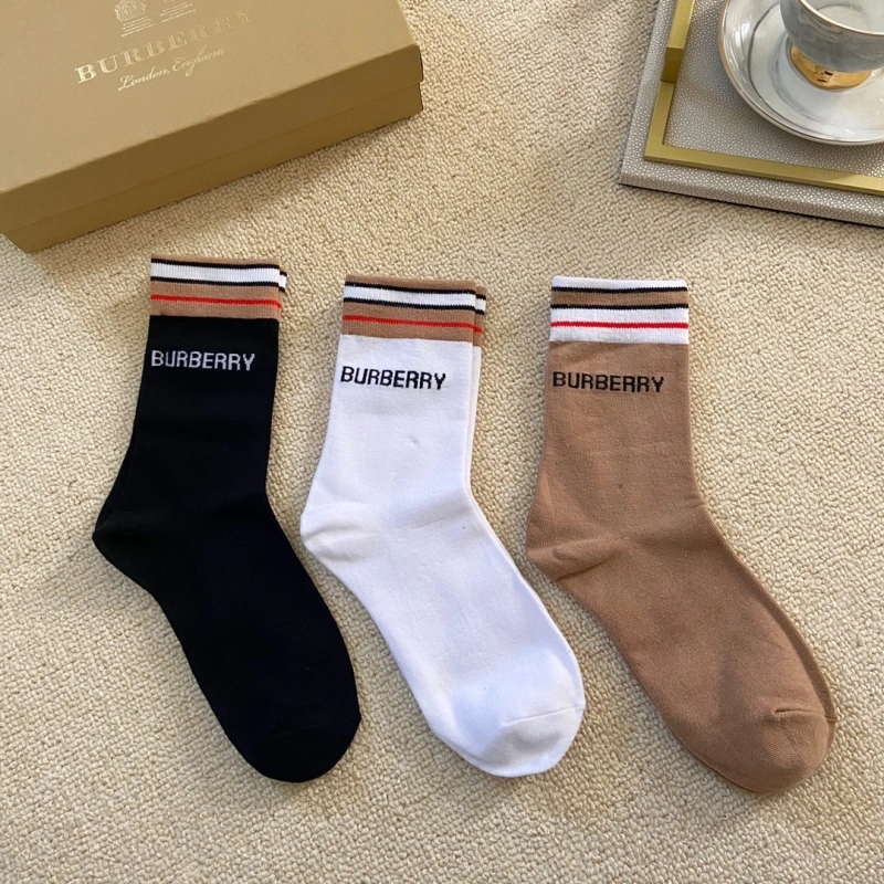 Trendsetting Burberry Socks 274337