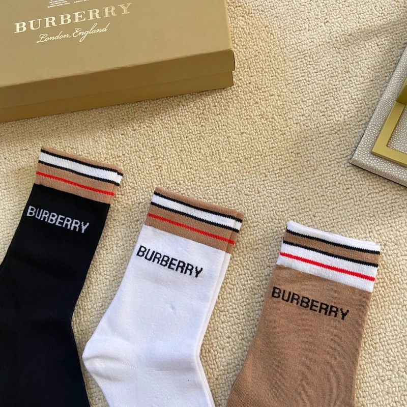 Trendsetting Burberry Socks 274337