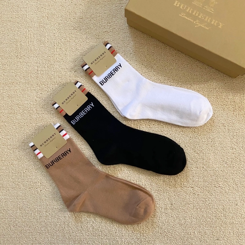 Trendsetting Burberry Socks 274337