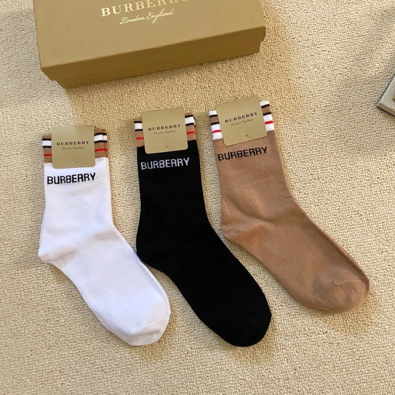 Trendsetting Burberry Socks 274337