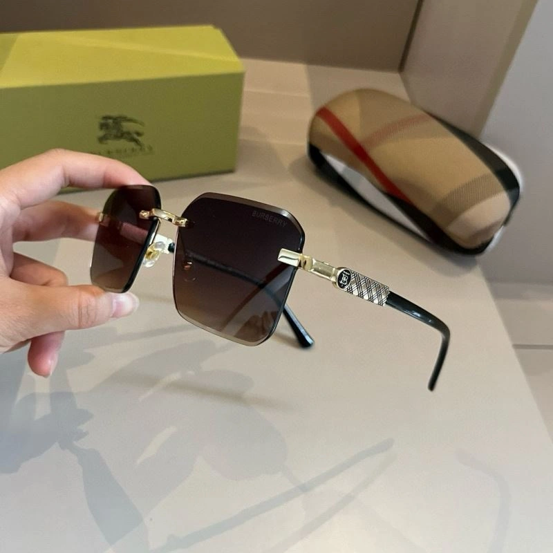 ZipUp Burberry Sunglasses 277185
