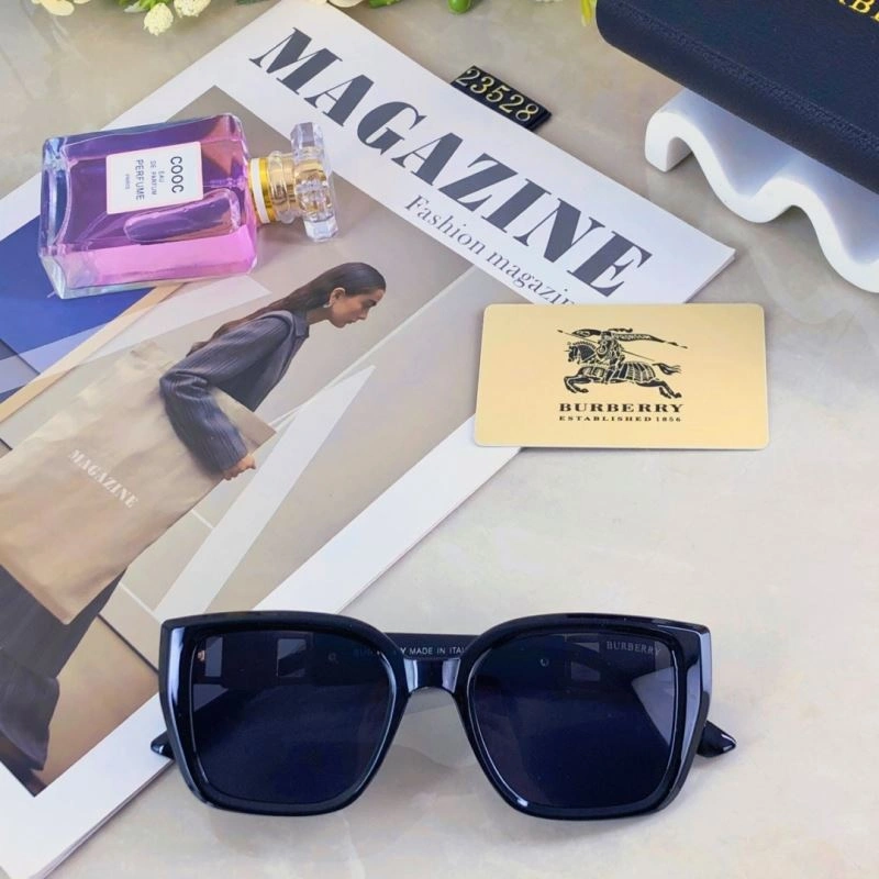 Burberry Sunglasses Effortless 277188
