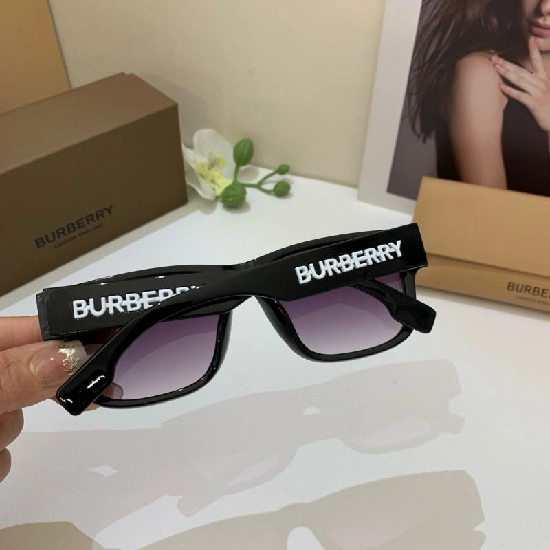 Burberry Sunglasses Refined 277187