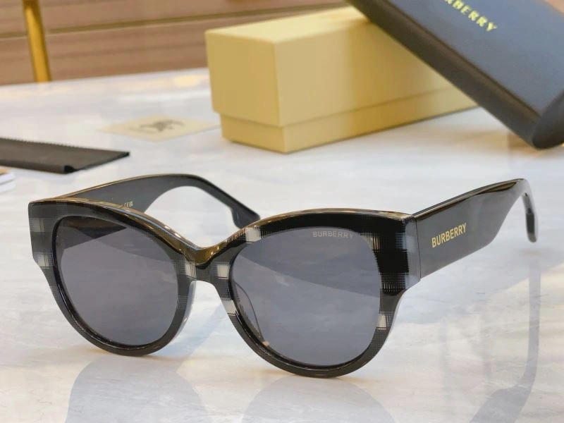 Burberry Sunglasses Minimalist 277194
