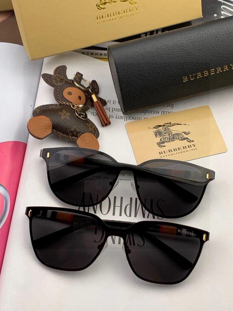 Burberry Sunglasses Cozy 277172