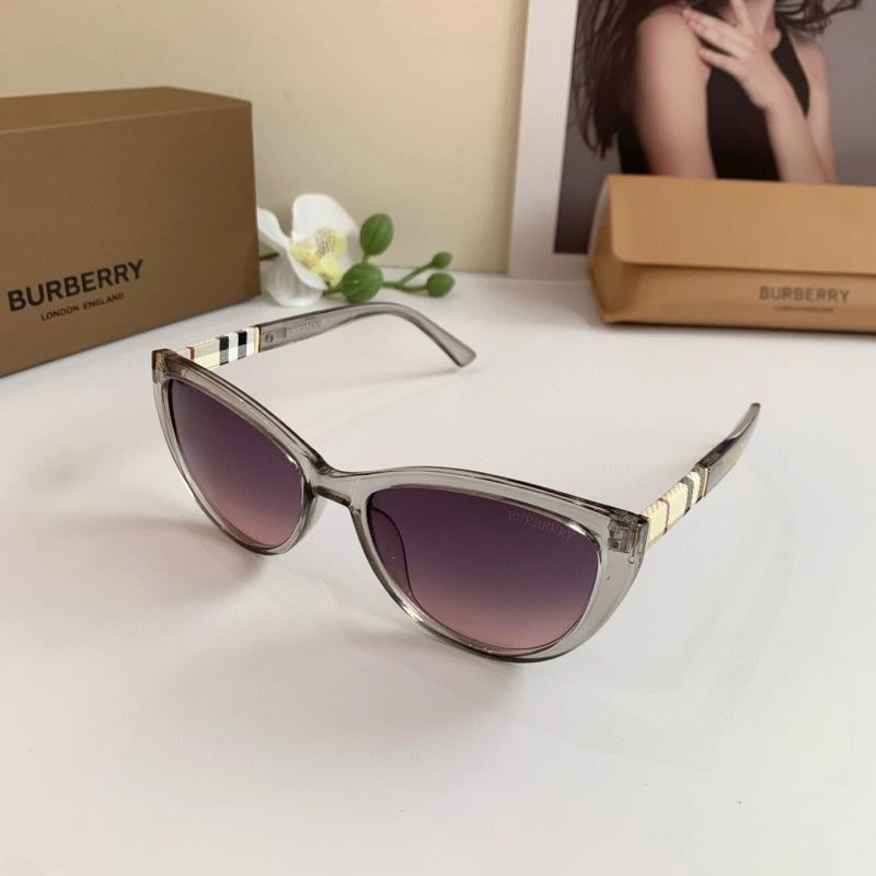 Burberry Sunglasses Youthful 277163