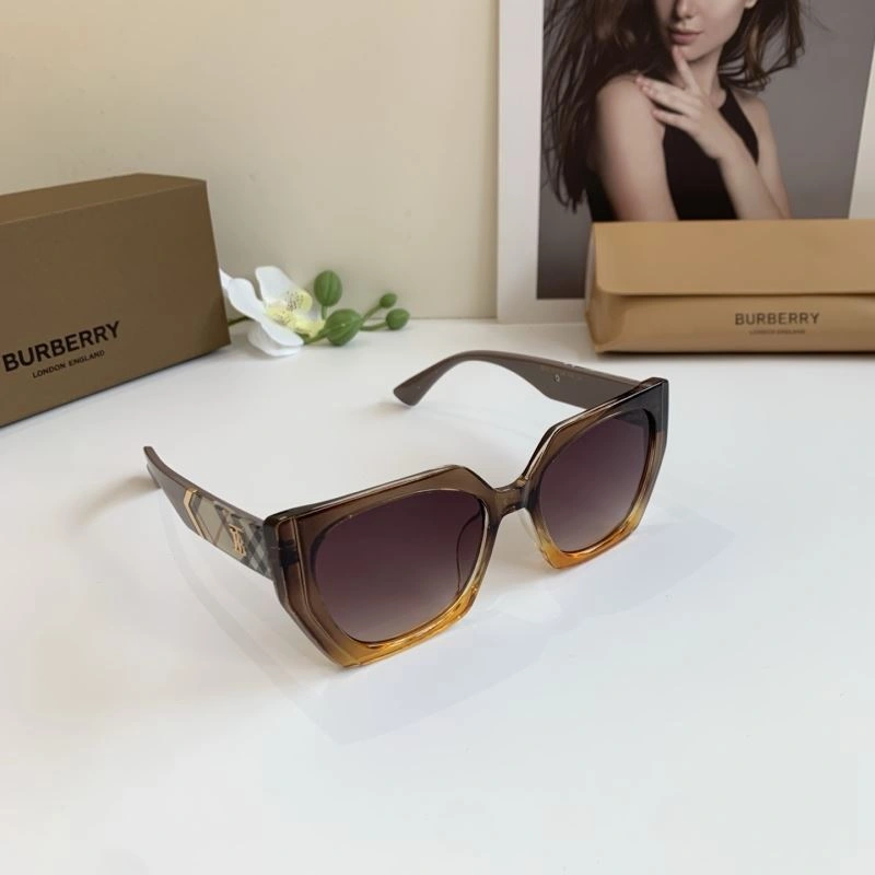 SunProtective Burberry Sunglasses 277179