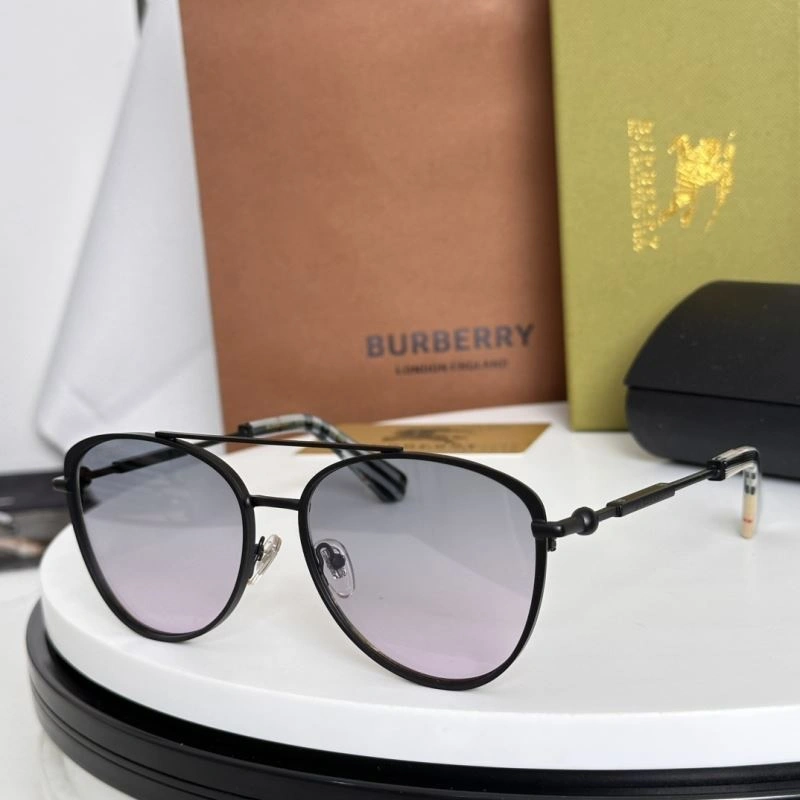 Burberry Sunglasses MultiPurpose 277159