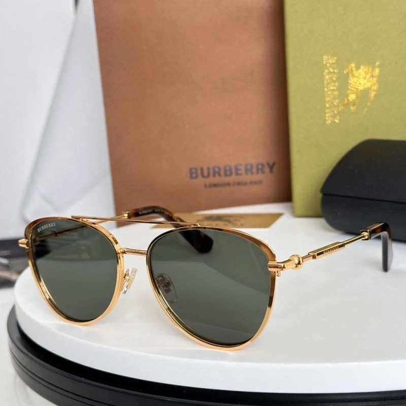Burberry Sunglasses MultiPurpose 277159