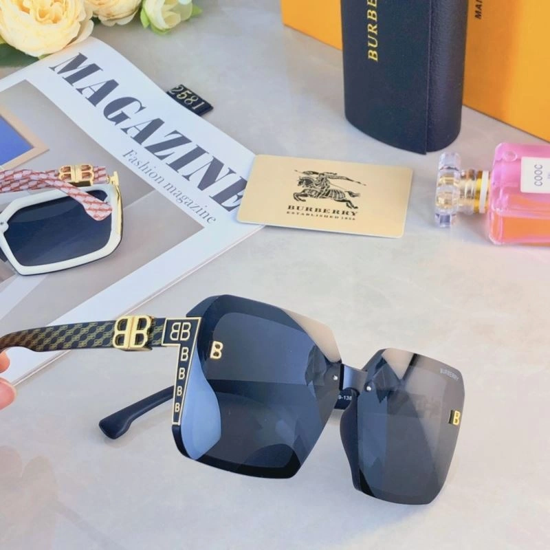 Unique Burberry Sunglasses 277144