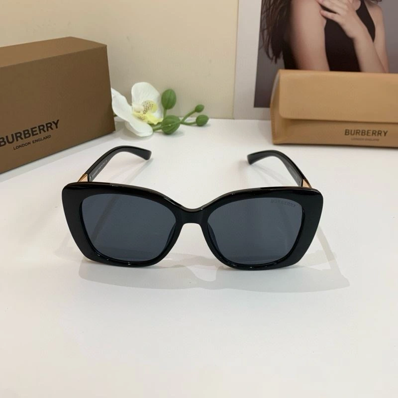Burberry Sunglasses Soft 277135