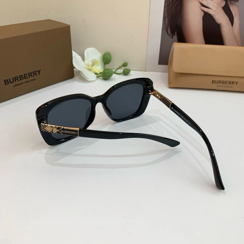 Burberry Sunglasses Soft 277135