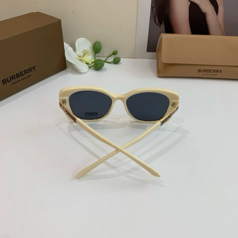 Burberry Sunglasses Classic 277140