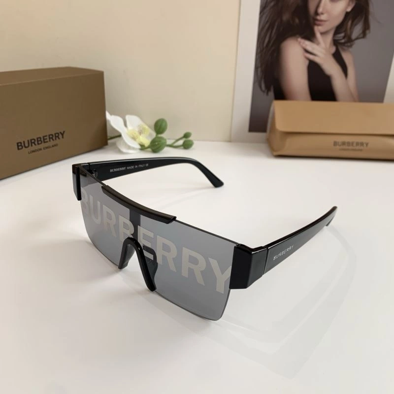 Versatile Burberry Sunglasses 277134
